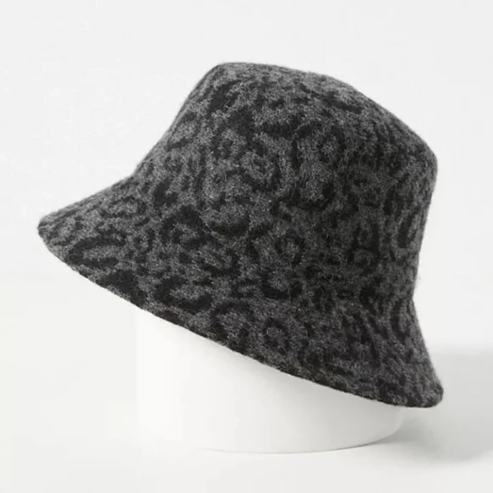 NWT Anthropologie Finn Cozy Bucket Hat